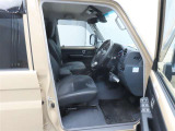 ぜひ展示車の運転席に座ってみてください。