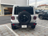 弊社は千葉県内で4店舗Jeep正規ディーラーを運営しており、店舗間の車両移動などで現車が無い場合がございますのでお手数ですがご来店される前には予めお問合せ下さいませ。