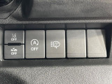 【車線逸脱抑制機能】高速道路走行時、車線からはみ出しそうな時にステアリングを制御し車線内を走行する様にアシスト。より安全な運転をサポートしてくれます!