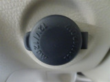 【アクセサリ-ソケット】12V/120W 市販のシガ-ライタ-ソケットプラグで携帯電話の充電などに便利です。