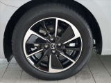 この度は、数ある掲載車両の中から当店の車両をご覧いただきまして、誠にありがとうございます
