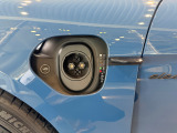 お車でお越しの方は、新御堂筋に面しておりアクセスが便利です。新名神「箕面とどろみIC」や名神「吹田IC」など、各方面の主要道路からスムーズにご来店いただける、お車でもアクセスしやすい好立地です。
