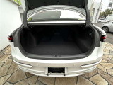 広々としたラゲージスペースを備えています。大きなものや長さのある荷物もしっかりと積み込めます。