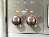 【シートヒーター】寒い日に重宝するシートヒーター!エアコンより早く温まってくれるので寒がりの人も安心ですね♪エアコンの温風は乾燥するから苦手、という方にもをおすすめです。