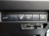 【オートマチックハイビーム】先行車や対向車のライトを認識し、ハイビームとロービームを自動で切り替え☆夜道の視界を確保します!