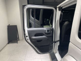 この度は、弊社中古車をご覧いただき誠にありがとうございます。たくさんのご連絡、お待ちしております。