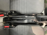 ご納車前に納車点検(法定12ヶ月点検相当)を実施し、基本性能に関わる機能や状態を徹底的に点検します。