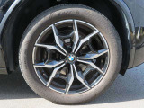 ◆ローンリース等ファイナンス商品、BMW専用自動車保険、BMWカード、コーティング、板金塗装、ドライブレコーダーなど社外品の取扱もございます。お車に関することは全てバルコムにお任せ下さい◆