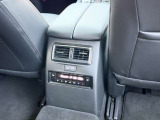 お近くの方は是非一度このお車をご覧になりに当店までお越しください!その際は事前に在庫の確認のお電話をお願いいたします。場合によっては在庫の移動や売約になっている場合がございます。