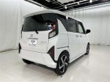 軽自動車は燃費も良くて経済的♪小さなボディで運転しやすい!細い道だってラクラク運転♪