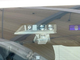 【三菱e-Assist】走行中に前方の車両等を認識し、衝突しそうな時は警報とブレーキで衝突回避と被害軽減をアシスト。より安全にドライブをお楽しみいただけます。