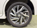 ☆納車前には撥水コーティングで外装のツヤとクリアを復活させます!!納車後の、お手入れも楽にして頂けます!!(パックによります)