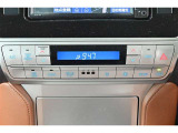 【左右独立エアコン】運転席と助手席でそれぞれお好みの温度設定が可能です。