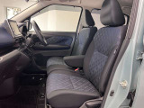 【車内ルームクリーニング済】専門スタッフにより車内はきれいにルームクリーニングを行っております。