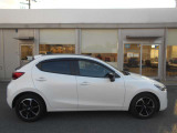 右側面