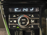 車内空調は&rdquo;AUTOエアコン&rdquo;にお任せ。運転に集中出来ますよ!