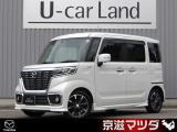 フロントグリルを大型にし、ヘッドライトをシャープにしたカスタムスタイル。エアロバンパーや大型のフォグライトとのマッチもあり、個性的なフロントフェイスとなりました。