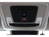 緊急通報ボタンが装備されています。ホンダコネクト対応。ご利用には、Honda Total Care プレミアムのご加入が必要です。