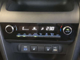 オートエアコンを装着しておりますので車内をお好みの快適な温度に保つことが可能です!