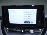 【ディスプレイオーディオ】スマートフォンとの連携で、いつものアプリや音楽を大画面で快適に楽しめます!ナビアプリの利用やハンズフリー通話にも対応し、ドライブをもっと便利で楽しい時間にしてくれます♪