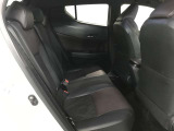 ゆとりある広々とした車内空間は、ドライブを始め買い物やレジャーなど、幅広く活躍します。一人でもみんなとでもお出かけを楽しみましょう!