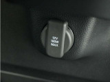 ◆12V電源ソケット◆スマートフォンの充電等にも便利な電源ソケット!使いやすい場所に装備されています。