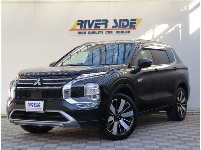 アウトランダー PHEV 2.4 P エグゼクティブ パッケージ 4WD 1オーナー