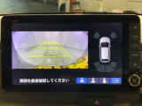 リアカメラ付で、後方をナビ画面で確認。車庫入れも安心です。もちろん、バックギアと連動しています。