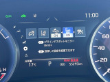 【ブラインドスポットモニター】走行中、ドアミラーの死角になりやすい箇所に後続車が接近するとサイドミラーのレンズに警告を表示!ドライバーに注意喚起をしてくれます。