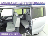 両側電動スライドドア付です!狭い駐車スペース等での乗降ラクラク!小さなお子様のいるご家庭にはうれしい装備ですね!
