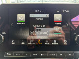 視認性に優れた大画面9インチの純正ナビゲーションを搭載しています。美しい画質で地図やバックカメラ(インテリジェント アラウンドビューモニター)の映像をはっきりと確認できます