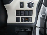 両側電動のスライドドアで楽々スムース!運転席からも開閉の操作もできます♪キーのスイッチひとつで自動開閉できる便利な機能もついてます♪
