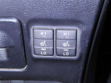 運転席と助手席にシートヒーターを装備しております。