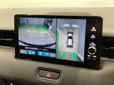 【マルチビューカメラシステム】車両の前後,左右4つのカメラで映した周囲の映像をナビゲーション画面に表示します♪停めにくい駐車場や狭い道路でもドライバーの死角を減らすことで運転をサポート!