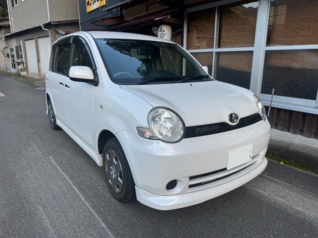 シエンタ 1.5 X リミテッド ナビパッケージ 4WD 