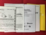 専用のエンジンクリーナーで全体に噴霧し汚れを浮かします。ボンネット裏などの汚れを中心にブラシがけを行い、洗浄しエアブローで仕上げております。