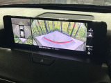 【360&deg;ビューモニター】専用のカメラにより、上から見下ろしたような視点で360度クルマの周囲を確認することができます☆死角部分も確認しやすく、狭い場所での切り返しや駐車もスムーズに行えます。