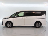 セレナ 1.2 e-POWER ハイウェイスターV 