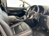 【 メモリー付パワーシート 】シートポジションがしっかり決まると、運転操作が楽になりますね♪微調整が可能なので、様々なシーンでも活躍できます。
