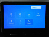 ディスプレイオーディオを装備。スマホとクルマをつなぐことで、これまでのナビに加えて、いろいろなサービスが楽しめます。