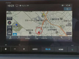 純正8インチコネクト対応ナビゲーション(LXM-245ZFEi)が装着されております。純正品なので保証対象となり安心してお使いいただけます。