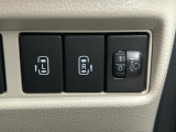 パワースライドドアのスイッチは運転席から操作ラクラク。