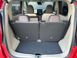 ラゲッジルーム広いです。