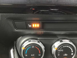 助手席シートヒーター付きで寒い朝もあったかです。