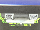 【スズキ セーフティサポート】走行中に前方の車両等を認識し、衝突しそうな時は警報とブレーキで衝突回避と被害軽減をアシスト。より安全にドライブをお楽しみいただけます。