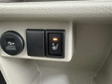 運転席にシートヒーター付きです。寒い日も快適なドライブが楽しめます♪