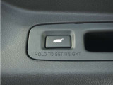 ◆パワーテールゲート◆キーや運転席のボタン、ハンズフリー機能など多彩なアクセスで自動開閉できます。