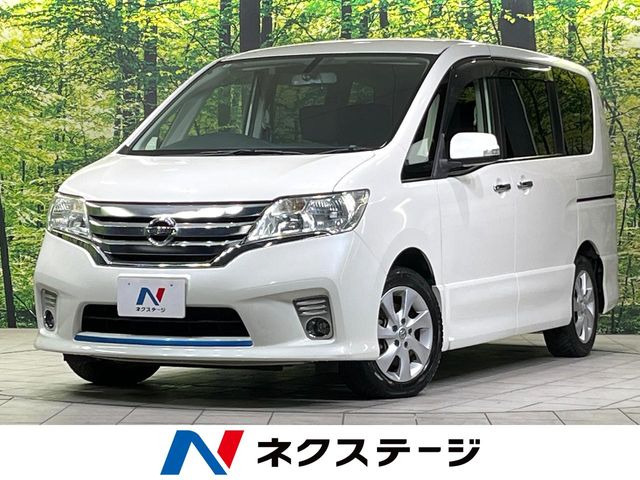 セレナ 2.0 ハイウェイスター Vセレクション 