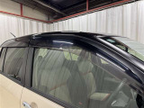 【サイドバイザー】悪天候時も換気ができるように☆車内に新鮮な空気を取り込めます!