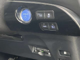 ブレーキを踏みながらパワースイッチをワンプッシュするだけ!わざわざスマートキーを取り出す必要もありません♪